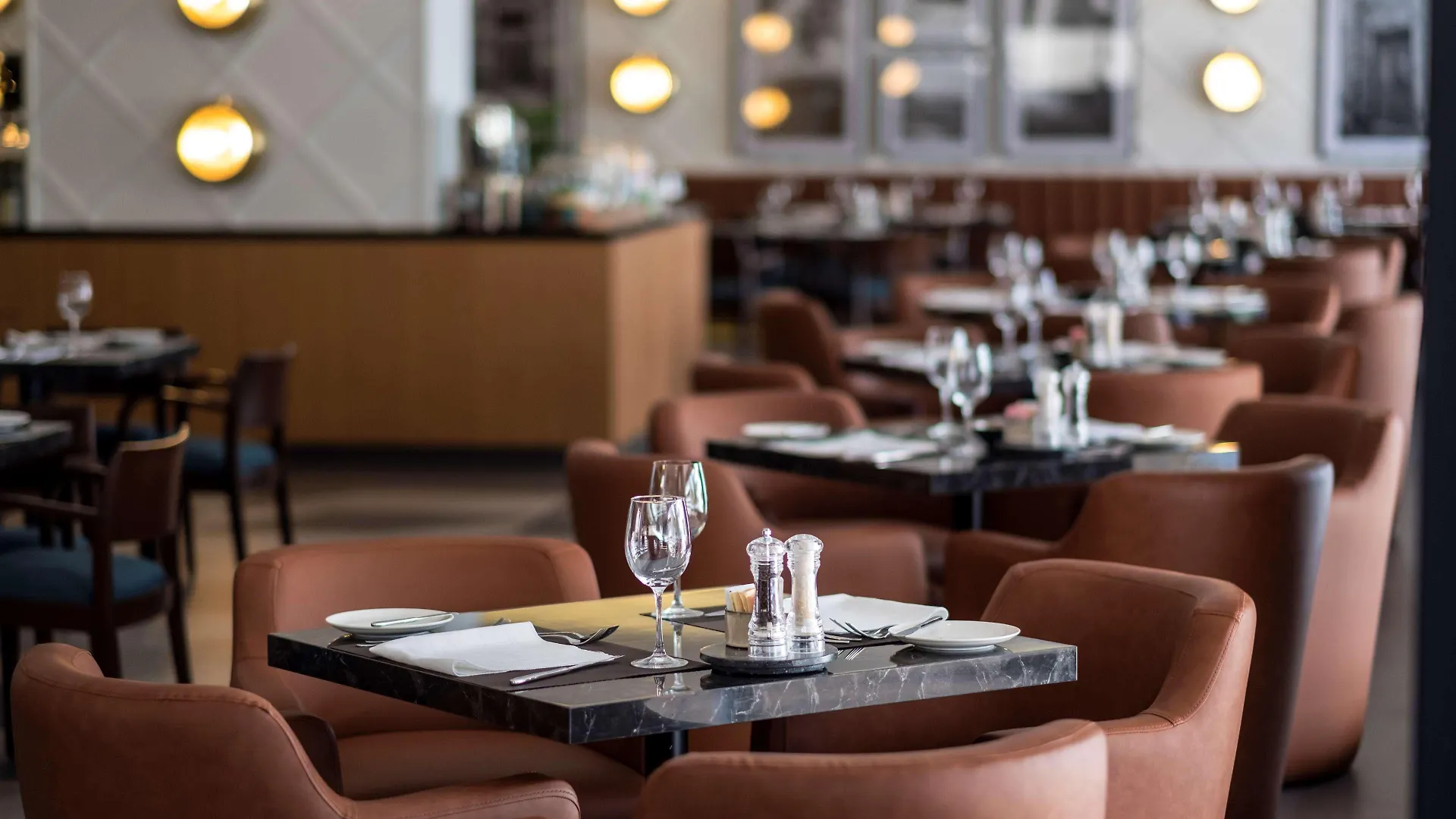 Radisson Blu Hotel, Beirut Verdun 5*,