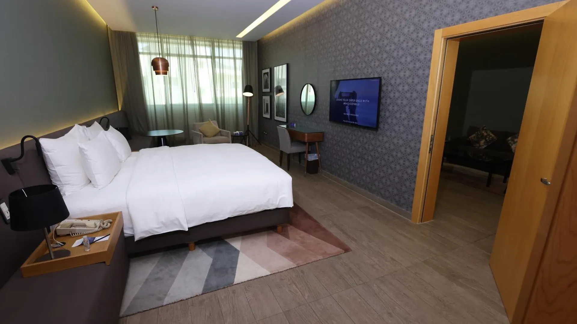 Radisson Blu Hotel, Beirut Verdun