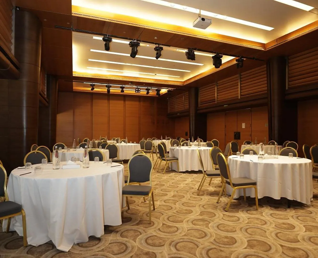 Radisson Blu Hotel, Beirut Verdun