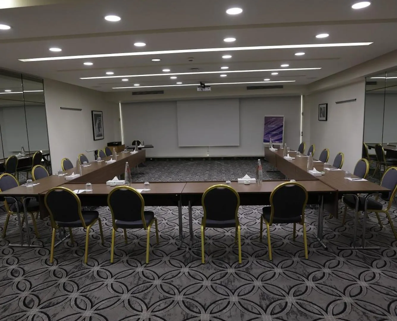 Radisson Blu Hotel, Beirut Verdun