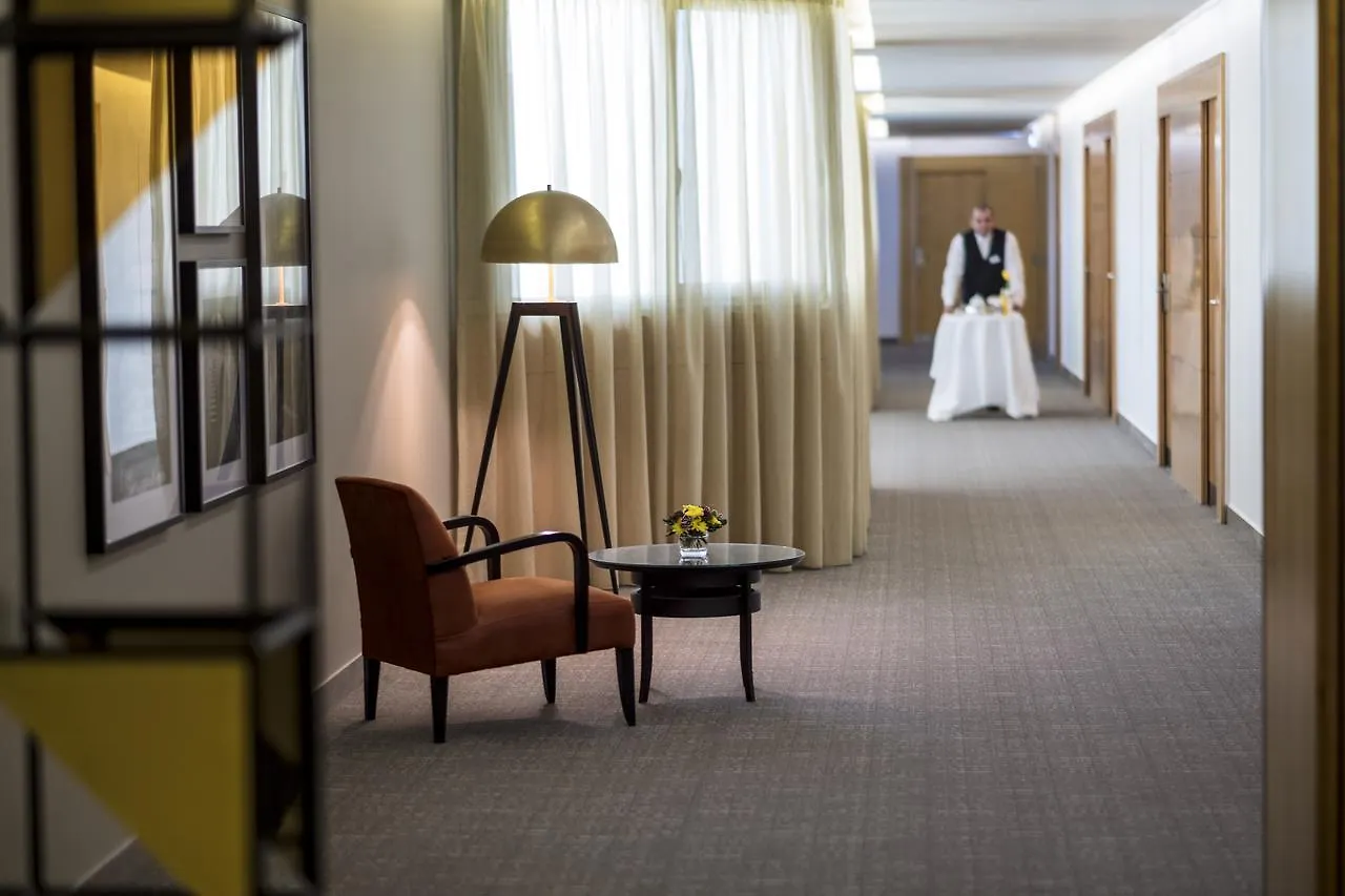 Radisson Blu Hotel, Beirut Verdun